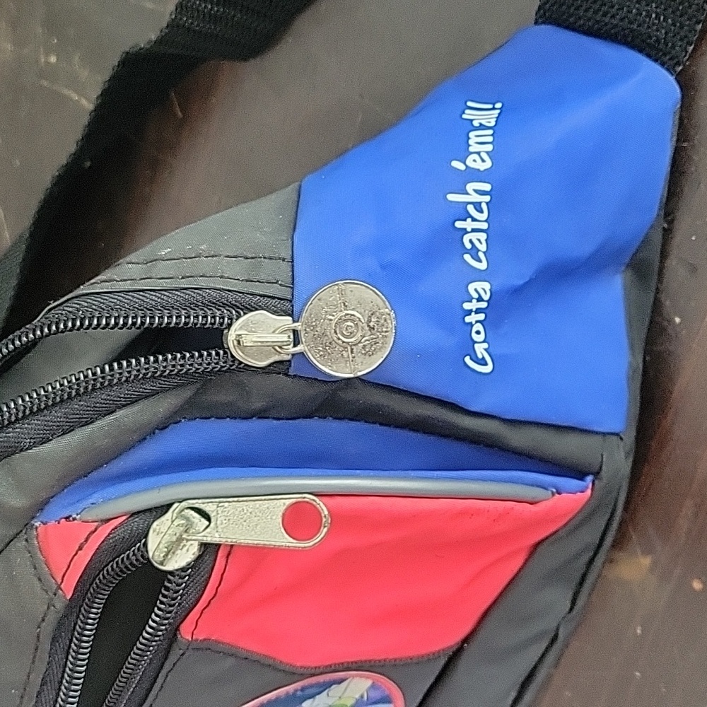 1998 Official Nintendo Pokemon Fanny Pack - Picture 2 of 6